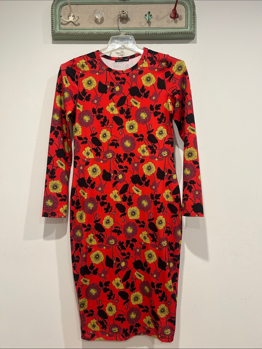 Zara Red Retro Floral Long-Sleeve bodycon stretchy Midi Dress women’s large